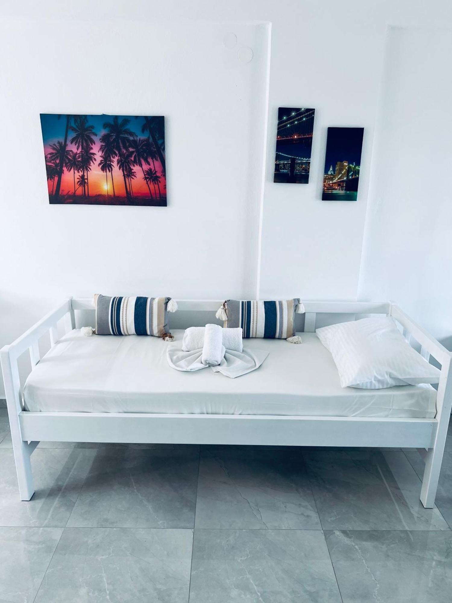 מאליה Silia Suites מראה חיצוני תמונה