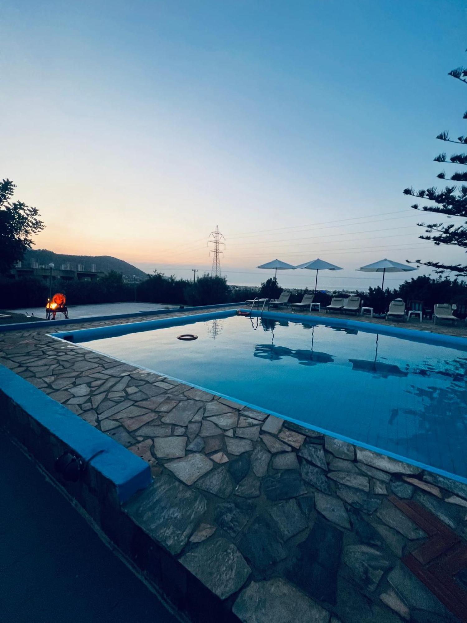 מאליה Silia Suites מראה חיצוני תמונה