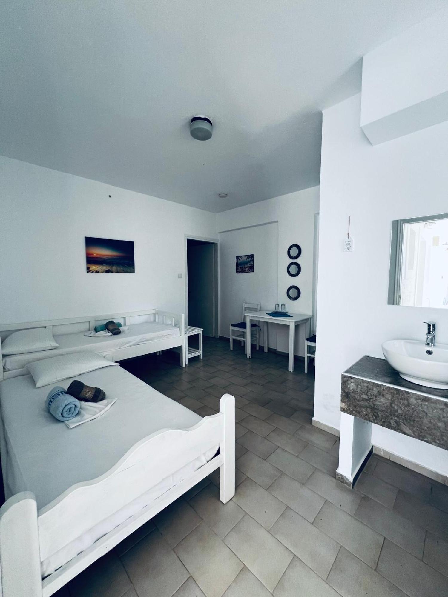 מאליה Silia Suites מראה חיצוני תמונה